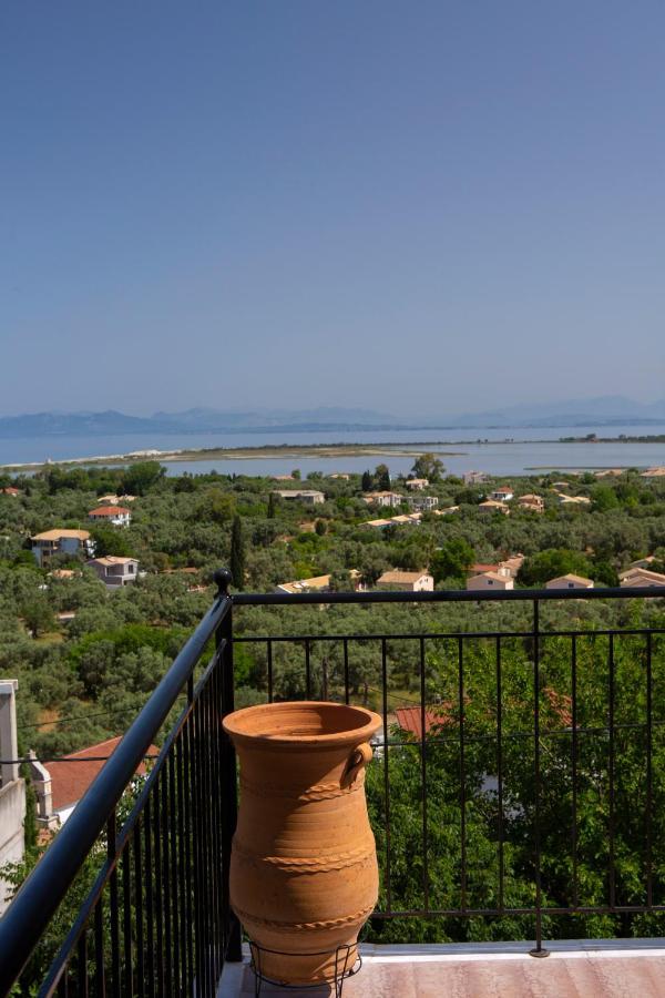 Villa Dimitris - The House Experience Frínion 외부 사진