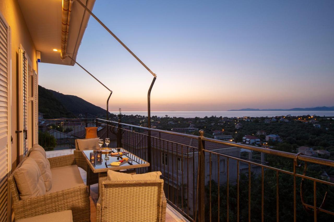 Villa Dimitris - The House Experience Frínion 외부 사진
